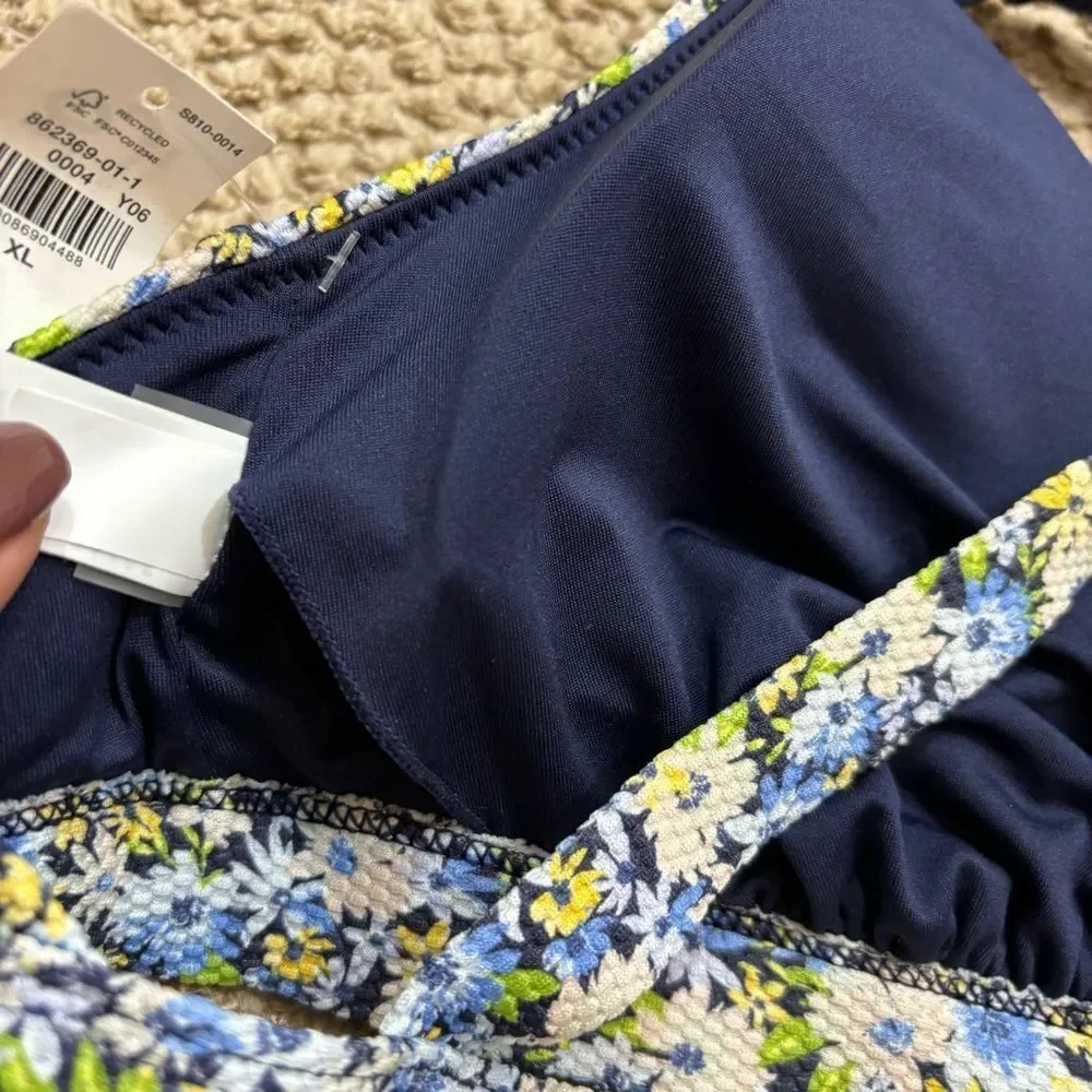 Brand me with Tags Old Navy‎ Piqué Classic Plunge Triangle Bikini Swim Top XL